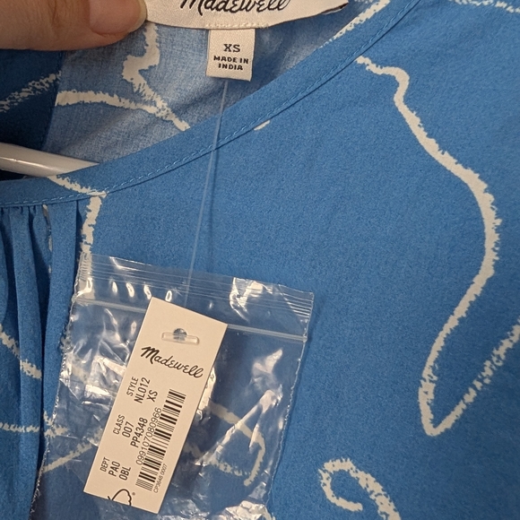 Madewell Blue Floral Poplin Blouse with Drawstring - Picture 5 of 5